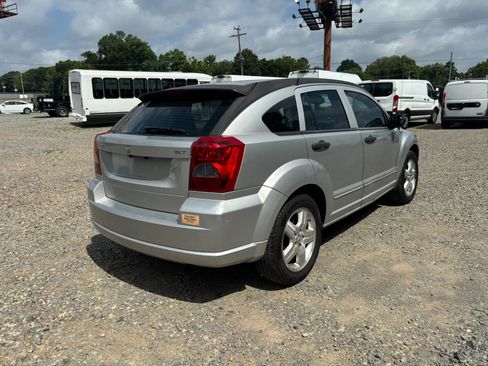 Used 2007 Dodge Caliber SXT w/ Driver Convenience Group FWD image 10