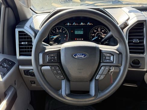 Used 2020 Ford F150 XLT image 39