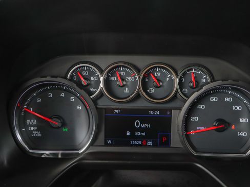 Used 2021 Chevrolet Suburban RST w/ Luxury Package AWD/4WD image 16