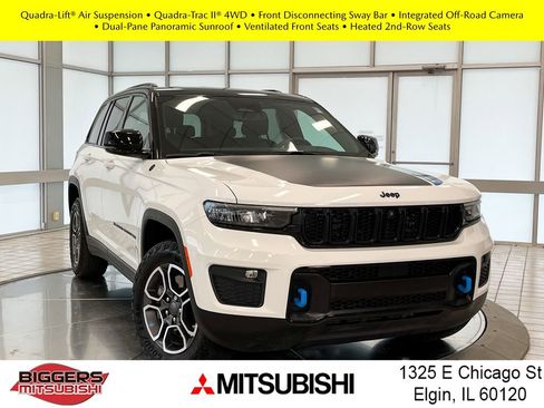 Used 2022 Jeep Grand Cherokee Trailhawk image 1