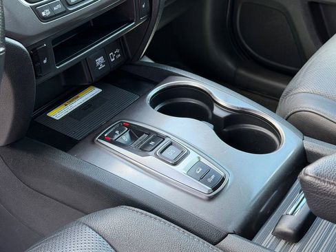 Used 2023 Honda Passport EX-L image 12