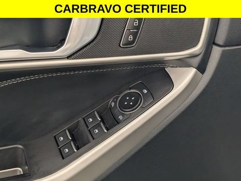 Used 2023 Ford Explorer XLT AWD/4WD image 11