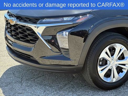 Certified 2024 Chevrolet Trax LS FWD image 10
