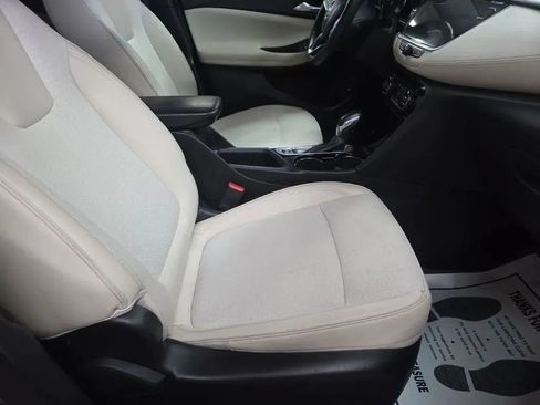 Used 2020 Buick Encore GX Select w/ Experience Buick Package AWD/4WD image 12