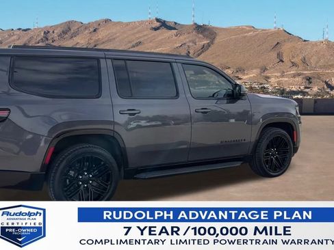 Used 2023 Jeep Wagoneer Series II image 11