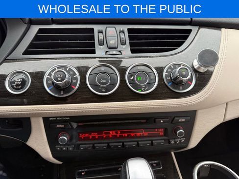 Used 2011 BMW Z4 sDrive30i image 18