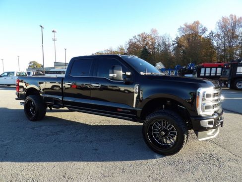 Used 2023 Ford F250 Limited w/ FX4 Off-Road Package image 10