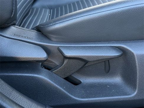 Used 2022 Toyota Camry SE image 28