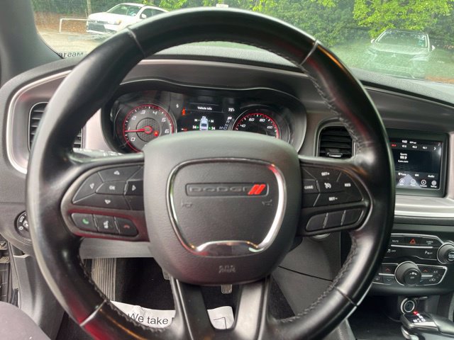 Used 2022 Dodge Charger SXT w/ Blacktop Package RWD image 18