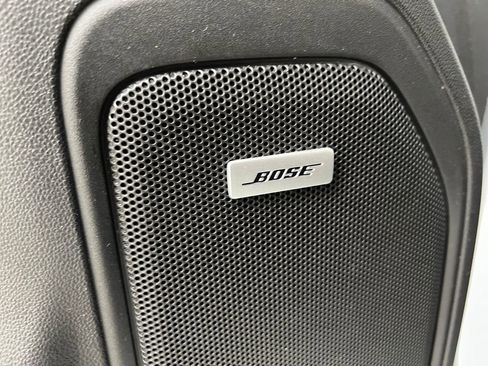 Used 2021 GMC Sierra 1500 AT4 w/ AT4 Value Package AWD/4WD image 13