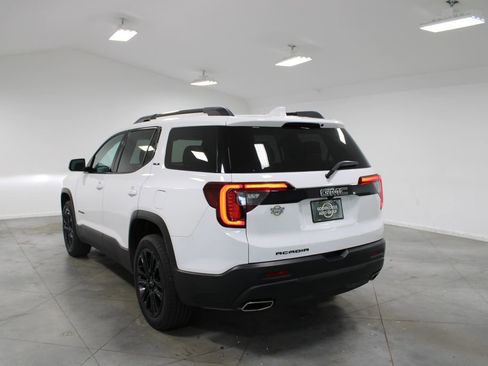 Used 2022 GMC Acadia SLE w/ Driver Convenience Package image 7