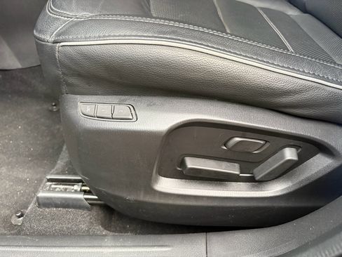 Used 2025 MAZDA CX-5 AWD 2.5 S w/ Preferred Package image 13