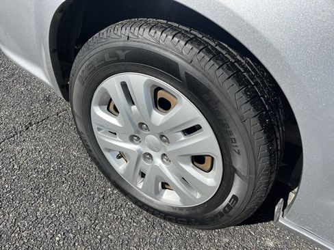 Used 2017 Dodge Grand Caravan SE w/ Power Window Group image 22