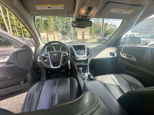 Used 2017 Chevrolet Equinox Premier w/ Enhanced Convenience Package AWD/4WD image 23