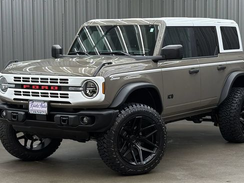 Used 2026 Ford Bronco Heritage Edition AWD/4WD image 1