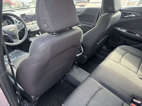 Used 2024 Chevrolet Malibu LT image 25