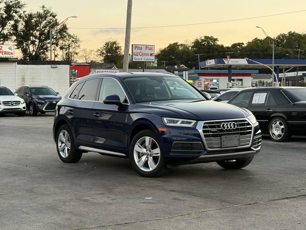 Used 2018 Audi Q5 2.0T Premium Plus AWD/4WD image 3