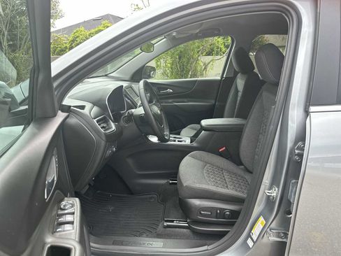 Certified 2024 Chevrolet Equinox LT FWD image 2