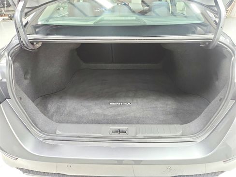 Used 2024 Nissan Sentra SV image 38