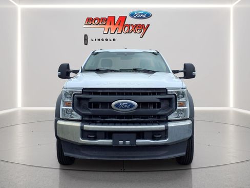 Used 2022 Ford F550 2WD Regular Cab Super Duty image 2