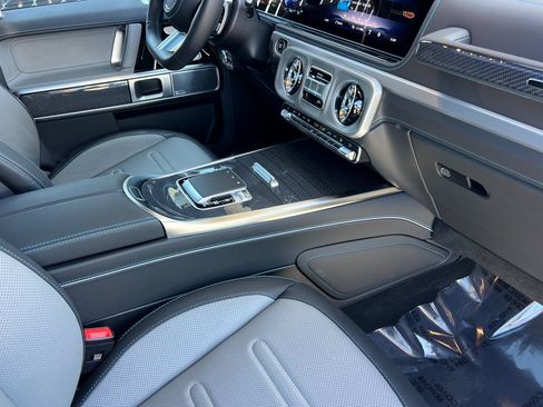 Certified 2025 Mercedes-Benz G 580 w/ EQ Technology image 28