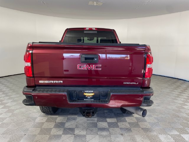 Used 2016 GMC Sierra 2500 Denali w/ Duramax Plus Package AWD/4WD image 22