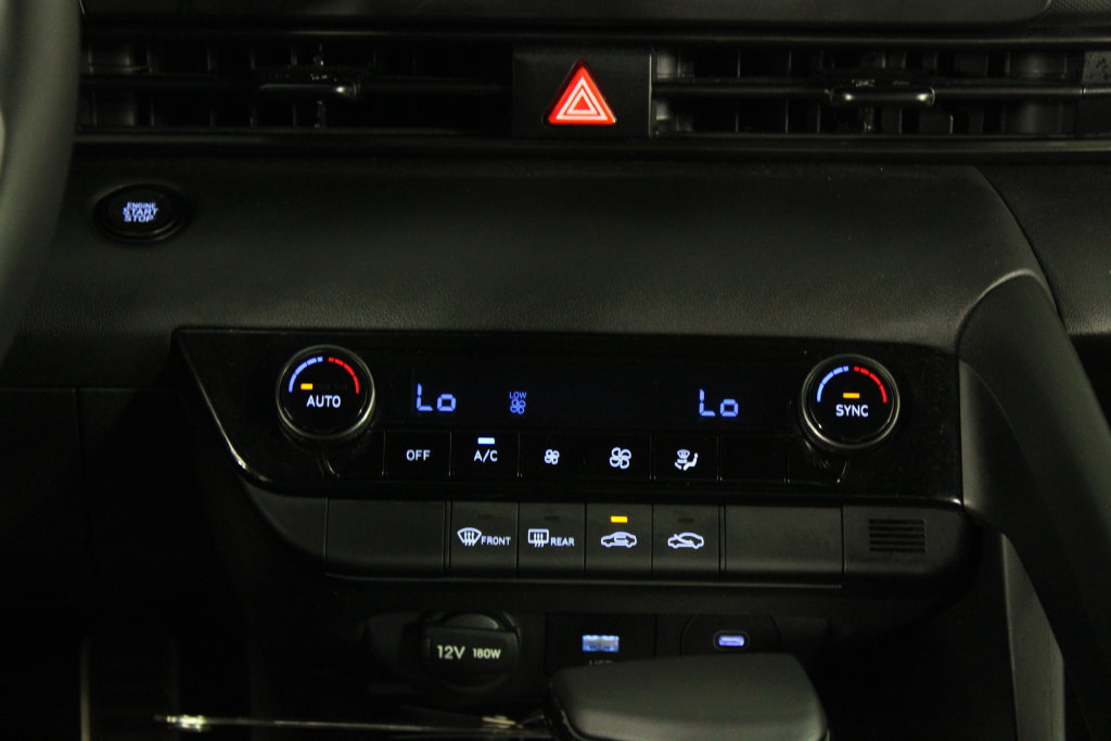 Certified 2026 Hyundai Elantra Sport FWD image 22
