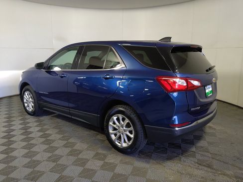 Used 2020 Chevrolet Equinox LT w/ Driver Convenience Package AWD/4WD image 3