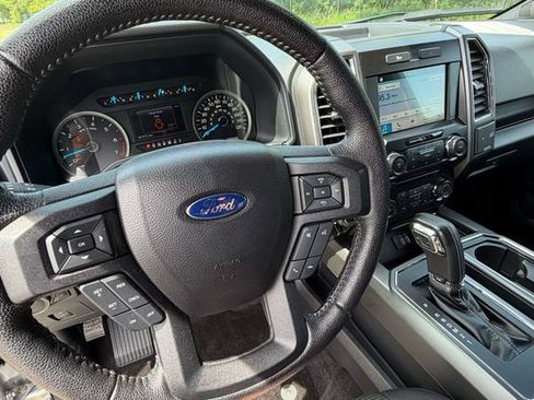 Used 2016 Ford F150 XLT w/ Equipment Group 302A Luxury AWD/4WD image 15