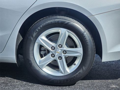 Used 2021 Chevrolet Malibu LS image 10