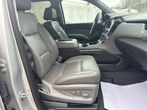Used 2019 Chevrolet Tahoe LT w/ Luxury Package image 26