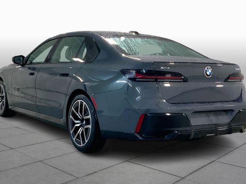 Used 2026 BMW 740i xDrive AWD/4WD image 12