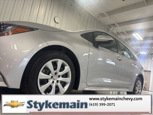 Used 2024 Toyota Corolla LE image 11