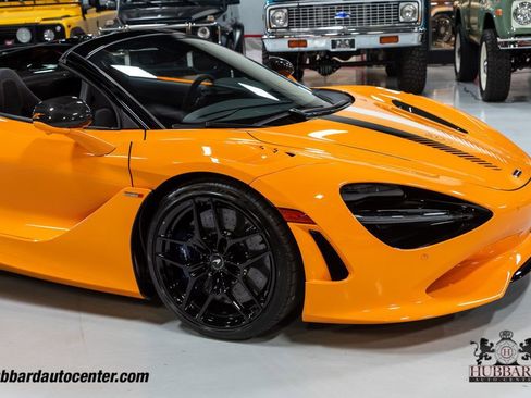 Used 2024 McLaren 750S Spider image 37