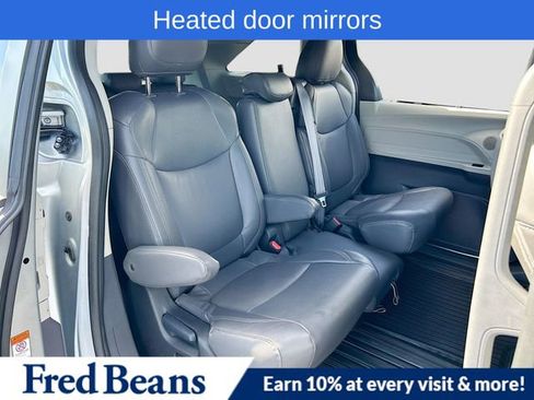 Used 2023 Toyota Sienna LE image 29