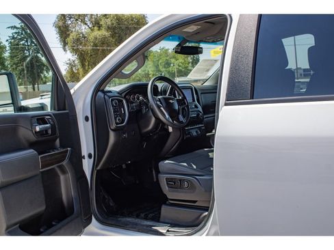 Used 2020 Chevrolet Silverado 2500 LT w/ Remote Start Package AWD/4WD image 25