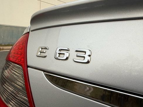 Used 2008 Mercedes-Benz E 63 AMG 4dr Sdn 6.3L AMG RWD image 51