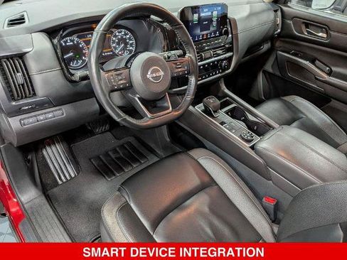 Certified 2024 Nissan Pathfinder SL AWD/4WD image 12