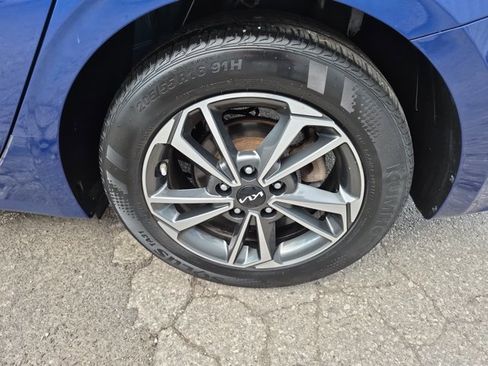 Used 2023 Kia Forte LXS w/ LXS Technology Package FWD image 26