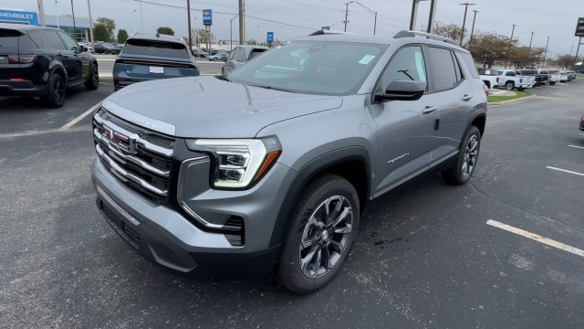 New 2027 GMC Terrain Elevation w/ Elevation Premium Package FWD image 6