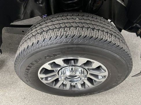 Used 2021 Ford F250 Lariat w/ Lariat Ultimate Package AWD/4WD image 16