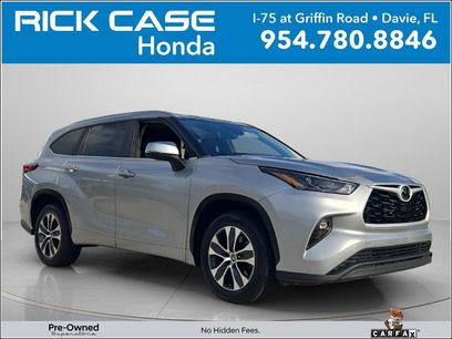 Used 2023 Toyota Highlander XLE