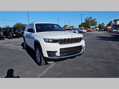 New 2025 Jeep Grand Cherokee L Laredo w/ Luxury Tech Group I image 18