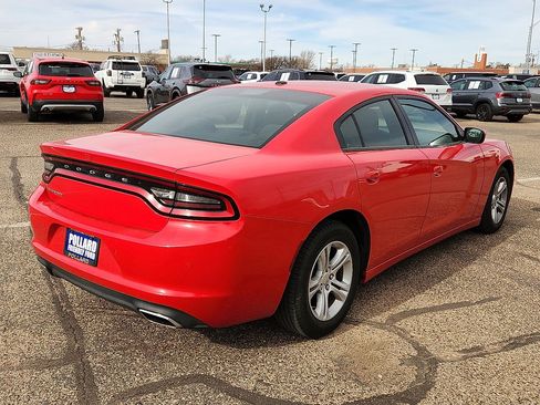 Used 2022 Dodge Charger SXT image 3