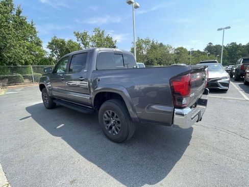 Used 2023 Toyota Tacoma SR5 AWD/4WD image 13