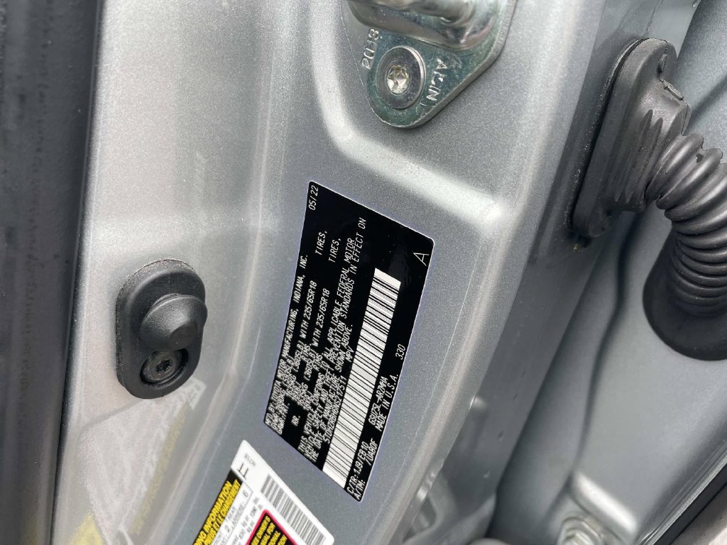Used 2022 Toyota Highlander XLE AWD/4WD image 21