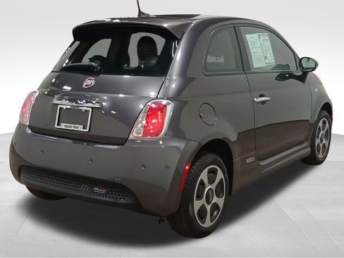 Used 2017 FIAT 500 e FWD image 3