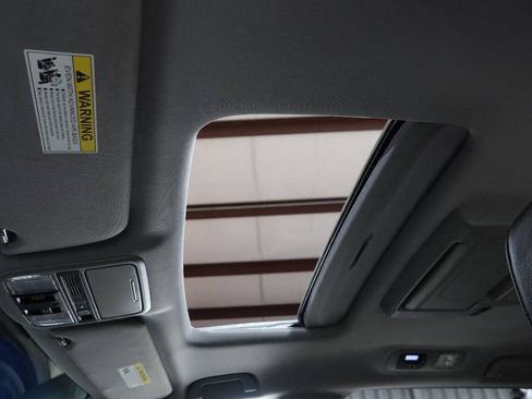 Used 2023 Honda Odyssey Touring image 25