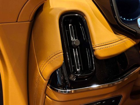 New 2026 Aston Martin DBX 707 image 24