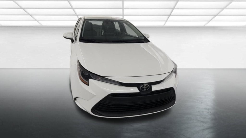 Used 2024 Toyota Corolla LE FWD image 9